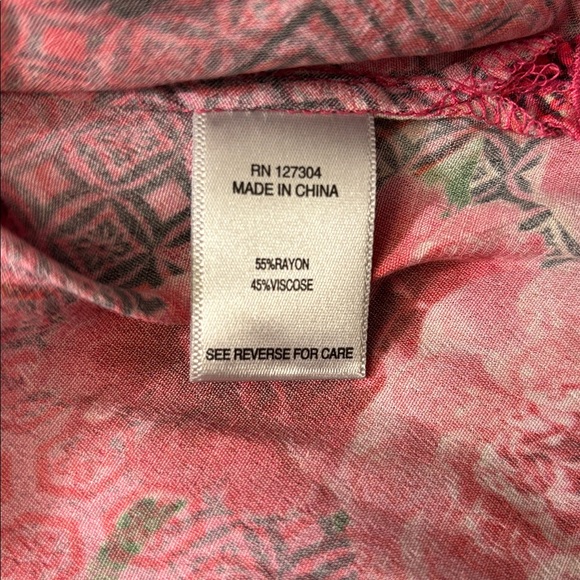 John Mark Pink Floral Top - Picture 4 of 8